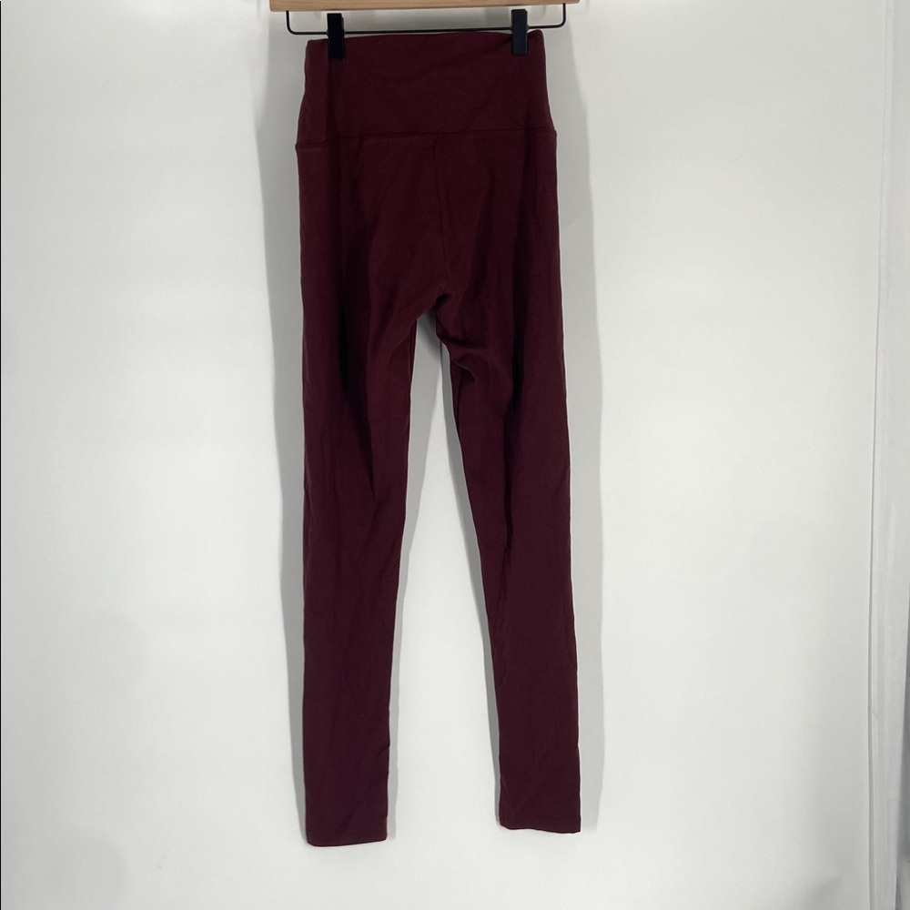 Offline by Aerie Red Leggings Size M Gently Used Retake - Picture 2 of 2